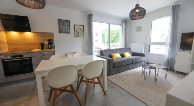 Le Romain -1-bedroom with private garage