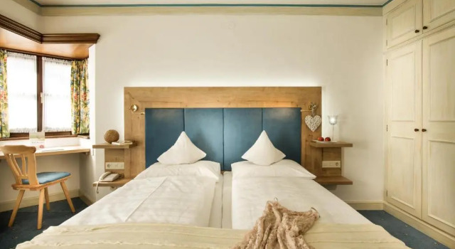 Двухместный номер Comfort с балконом Johannesbad Hotel St. Georg