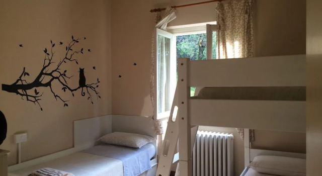 Коттедж с 2 комнатами с видом на озеро Cottage degli Ulivi