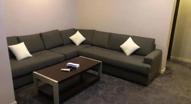 Апартаменты Stars Home Suites Hotel - Al Hamra