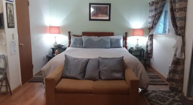 Четырёхместный номер Deluxe с видом на окрестности Yosemite Paradise Inn