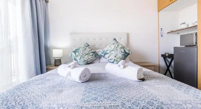 Двухместный номер Deluxe Cornerstone Accommodation