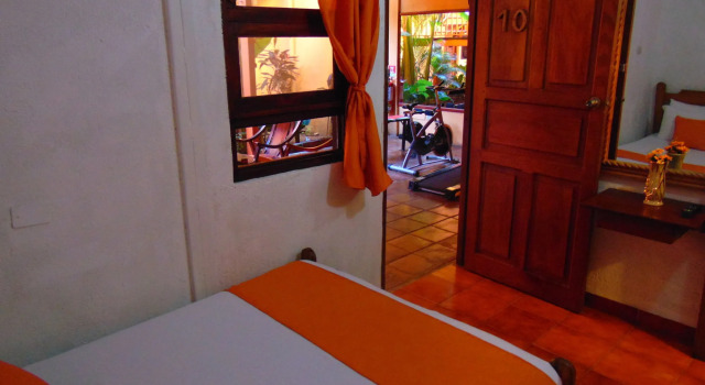 Hotel El Maltese – Lakefront, Rezerwuj Hotel Hotele w Granada Region z parkingiem, Parking