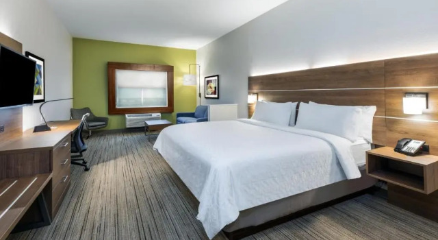 Люкс Holiday Inn Express & Suites Ozona by IHG