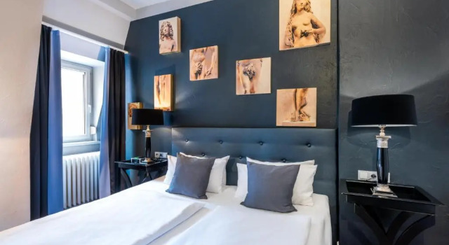 Люкс Hotel Würzburger Hof ****