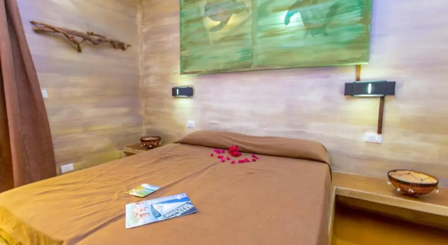 Surfactivity Guest House, Забронировать Гостевой дом Отели Санта-Мария с парковкой, рядом с Nazarene Church, Парковка