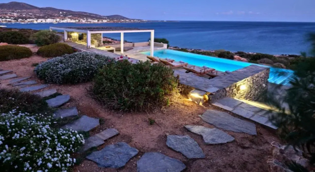 Sea Front Villa, Rezerwuj Willa Kostos Paros