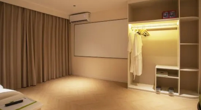 Люкс c 1 комнатой E.We  wenlv hotel