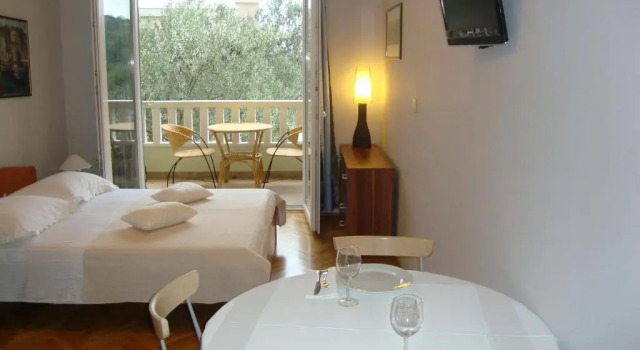 Студия Apartments Villa Čizmić