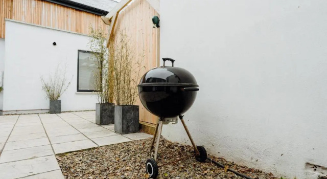 The Bakehouse - Cosy conversion with Outdoor Sauna, Забронировать Отель Манорбьер 