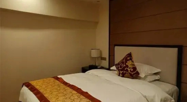 Люкс Дуплекс Kinghand Court Holiday Inn