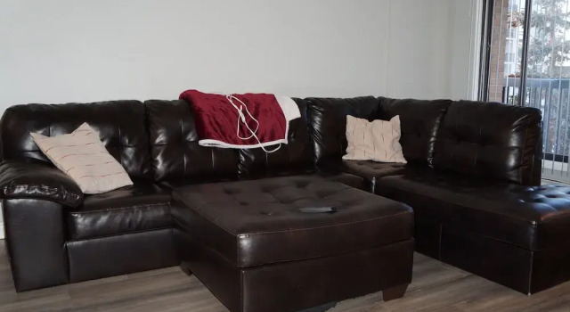 Corporate Stays Enterprise, Rezerwuj Apartament Hotele w Calgary Region z parkingiem, Parking