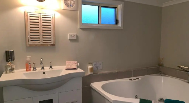 Номер Deluxe Churchill's B&B twin spa getaway Studio