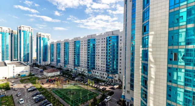 Апартаменты Apartments near Bayterek