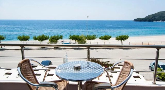 Двухместный номер Standard с балконом и с видом на море Dhima Hotel