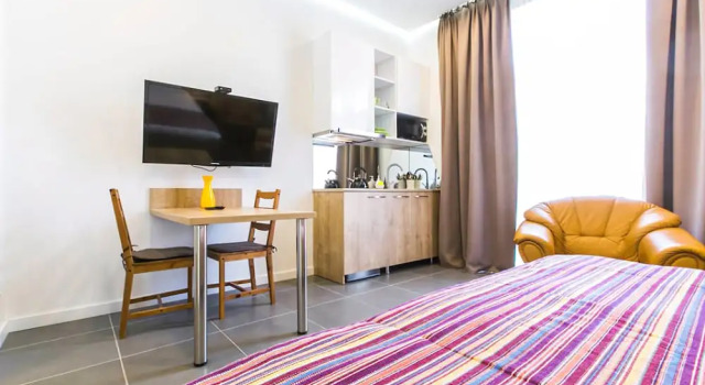 5 Star Apartments in the Center, Забронировать Апартаменты/квартира Чугурети Тбилиси, рядом с Концертный зал Тбилиси