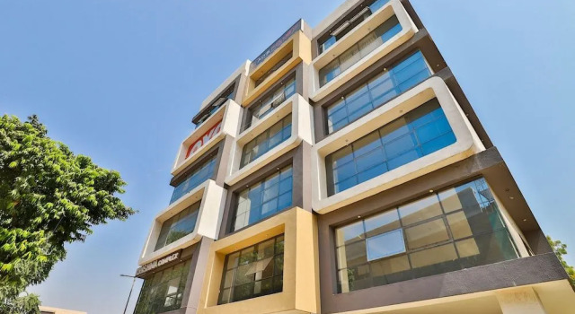 Oyo 19303 Hotel Sungold, Boek Hotel Sabarmati 