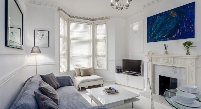 Stylish Manor Park Nest - AWX, Забронировать Отель Отели Англии 3 звезды, 3*
