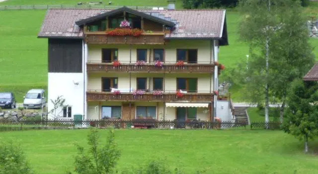 Haus Marianne, Book Hotel Oberjoch Bad Hindelang, near Iselerbahn