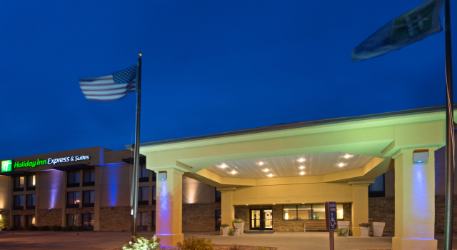 Holiday Inn Express Hotel & Suites Colby, Rezerwuj Hotel Colby Kansas, w pobliżu Muzeum i Galeria Sztuki Prerii