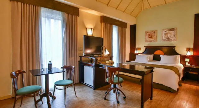 Двухместный номер Deluxe Transamerica Executive Curitiba Batel