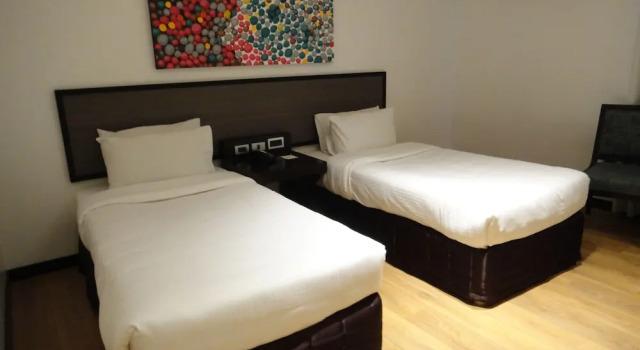 Номер Deluxe Century Hotel