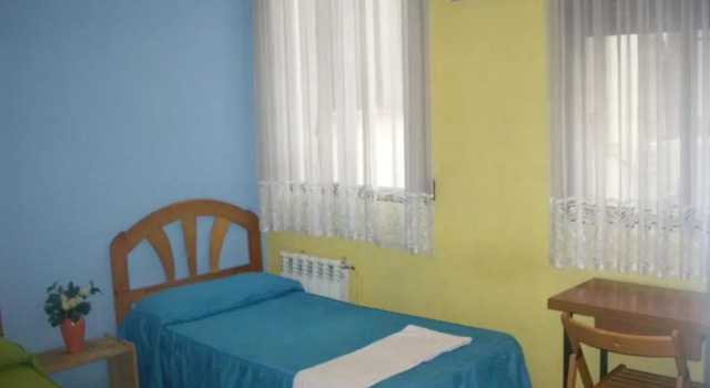 Трёхместный номер Standard Hostal Pacios
