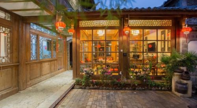 夕露小榭古城纳西客栈 Xilu Xiaoxie Inn Old Town NAXI Lijiang, Забронировать Отель Недорогие отели Лицзян, рядом с Улица Сквер-стрит Древнего города Даянь, недорого