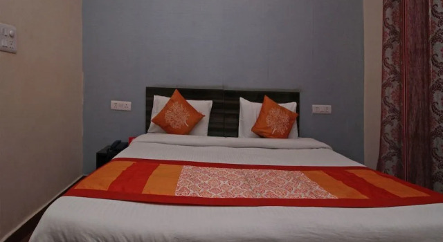 Collection O 6343 Hotel City Rooms Greater Noida