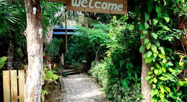 Baan Pongam Resorts, Varaa Hotelli Ao Nang Beach Krabi