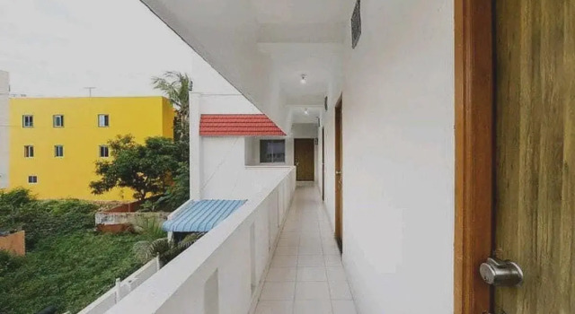 Spot On 701334 Shappy Inn Koyambedu
