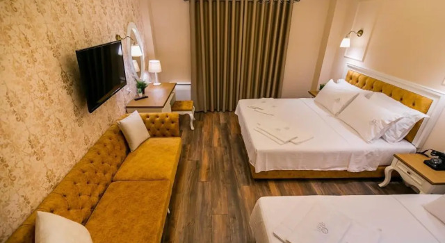 Трёхместный номер Deluxe Legacy Boutique Hotel