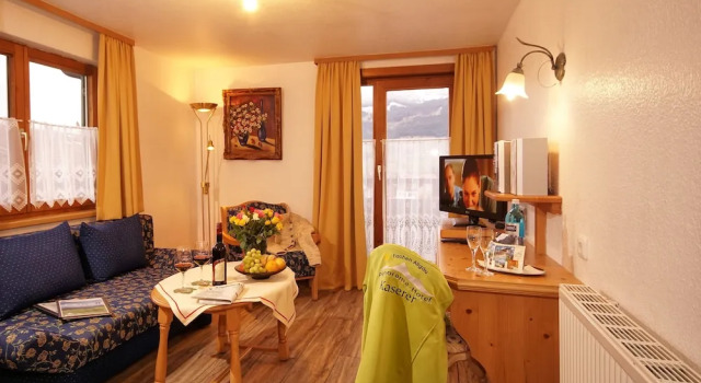 Одноместный номер Standard с балконом и с видом на горы Panorama Hotel Kaserer