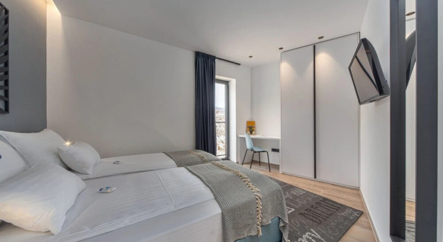 Lukovo Villas, Rezerwuj Hotel Lukovo Šugarje 