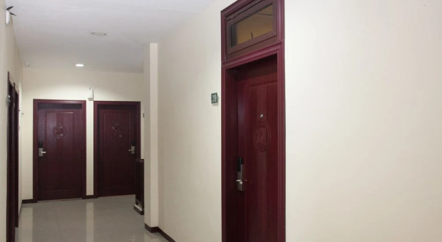 D'Inn Rungkut Juanda by Reddoorz, Book Hotel 3-stjernede hoteller i Rungkut, 3*