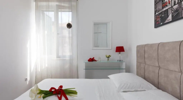 Apartments Kala & Kaleta, Prenota Appartamento Hotel a Croatian Islands con parcheggio, Parcheggio