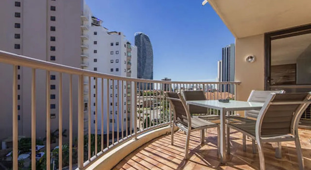 Апартаменты Standard с 2 комнатами с балконом Broadbeach Travel Inn Apartments
