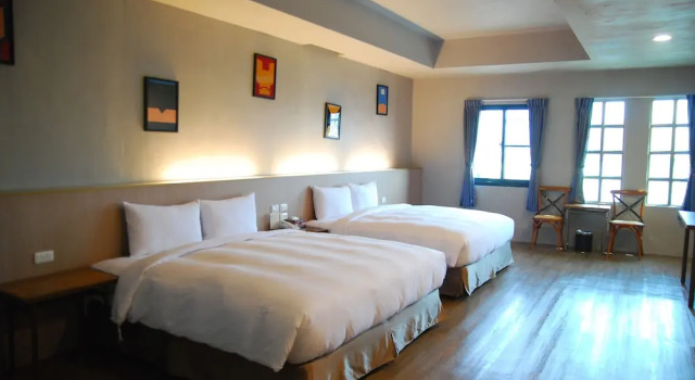 Четырёхместный номер Standard Tourism Inn