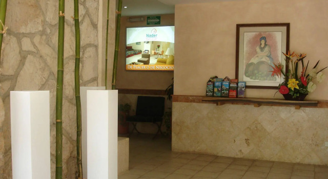Hotel y Suites Nader, Prenota Hotel Hotel a Quintana Roo con parcheggio, Parcheggio