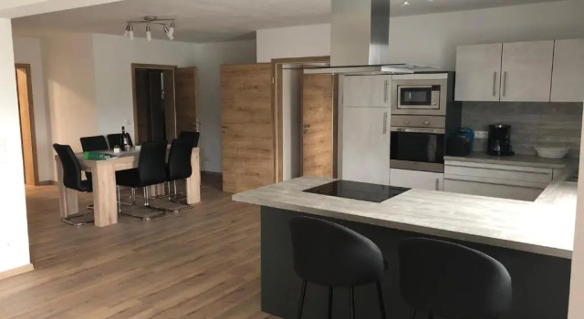 Апартаменты Landhaus Ferienwohnungen mit Pool und Wellness