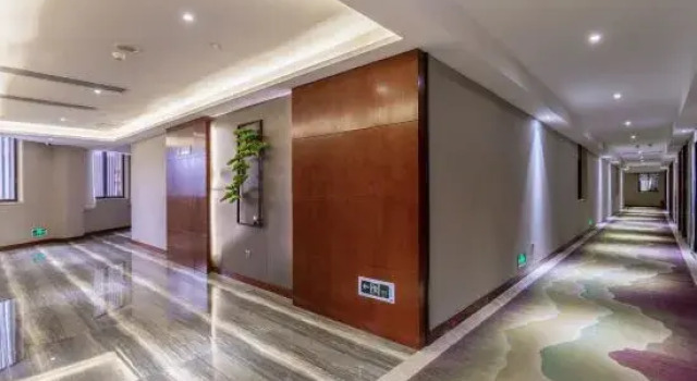Hua Yi  Hotel