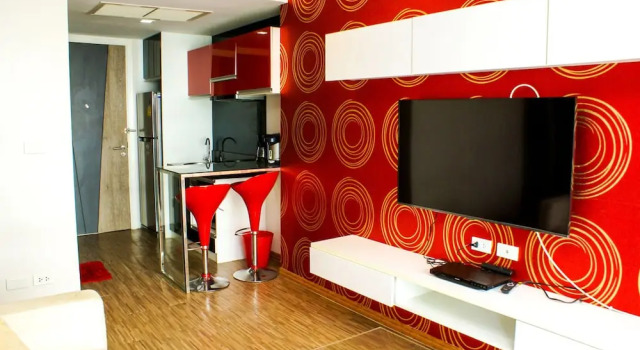 Sixty Six Pattaya Beach Road Apartment