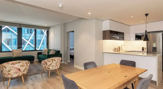 Апартаменты Executive 16 on Bree Luxury Apartments
