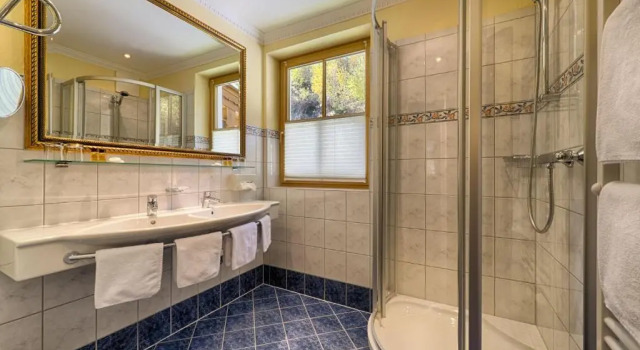 Семейный номер Standard с балконом Hotel Kristall