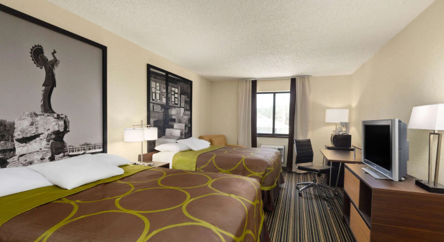 Super 8 by Wyndham Dodge City, Buchen Sie Gasthaus Mini-Hotels in Dodge City, Gasthaus