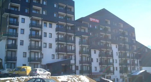 Appartement Les Menuires, 1 pièce, 4 personnes - FR-1-452-55, Prenota Appartamento Hotel a Alvernia con parcheggio, Parcheggio