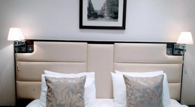 Полулюкс Hotel Edward Paddington