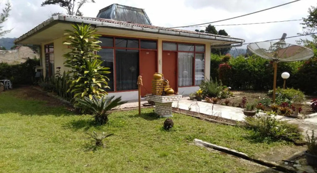 OYO 3349 Kaliaga, Rezerwuj Hotel Berastagi Sumatra