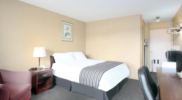 Двухместный номер Standard Sandman Inn Princeton