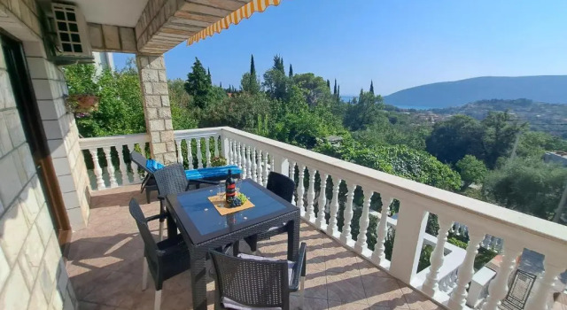 Вилла Villa Uros